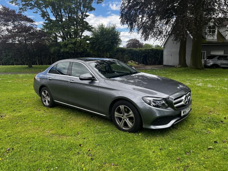 MERCEDES E200 2.0 DIESEL AUTO PREMIUM PLUS AMG SPEC,BIG SPECIFICATION,FSH