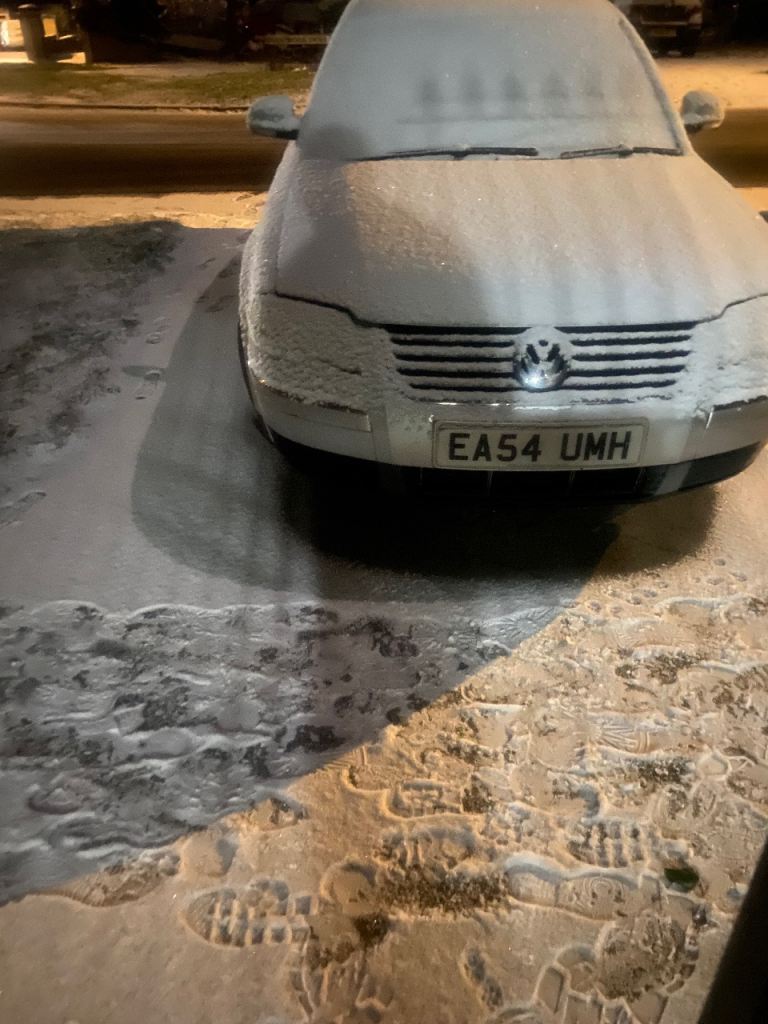 Volkswagen, PASSAT, Saloon, 2004, Manual, 1896 (cc), 4 doors