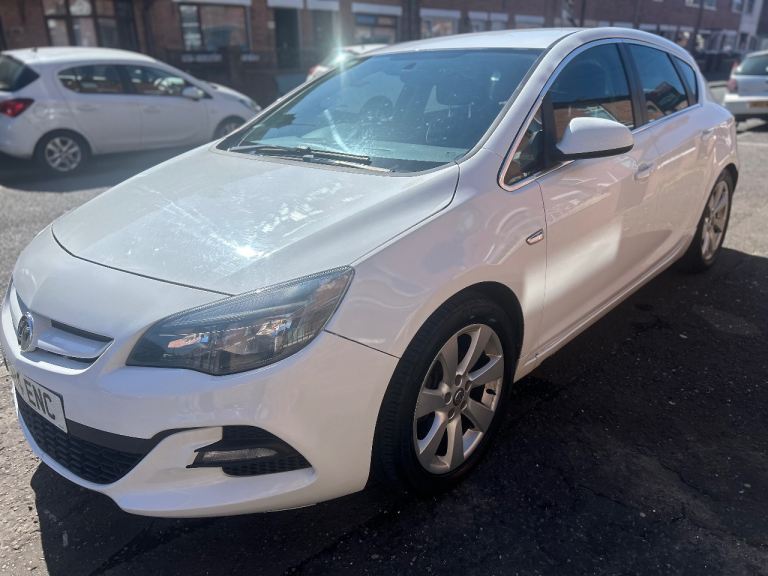 Vauxhall, ASTRA, Hatchback, 2014, Manual, 1686 (cc), 5 doors