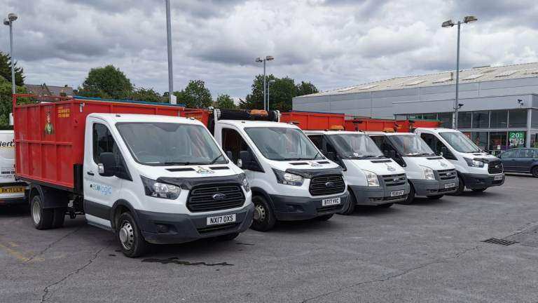 RUBBISH REMOVAL‼️SAME DAY MAN AND VAN SERVICE-WASTE CLEARANCE-WASTE COLLECTION-GARDEN WASTE-JUNK