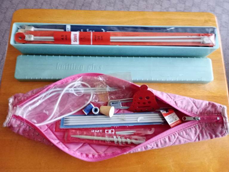 Knitting Needle Bundle – mix of Sizes and Brands., £7.00 for Sale