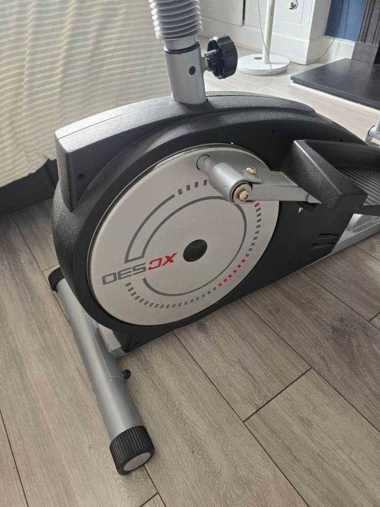 York Fitness XC530 Elliptical Cross Trainer