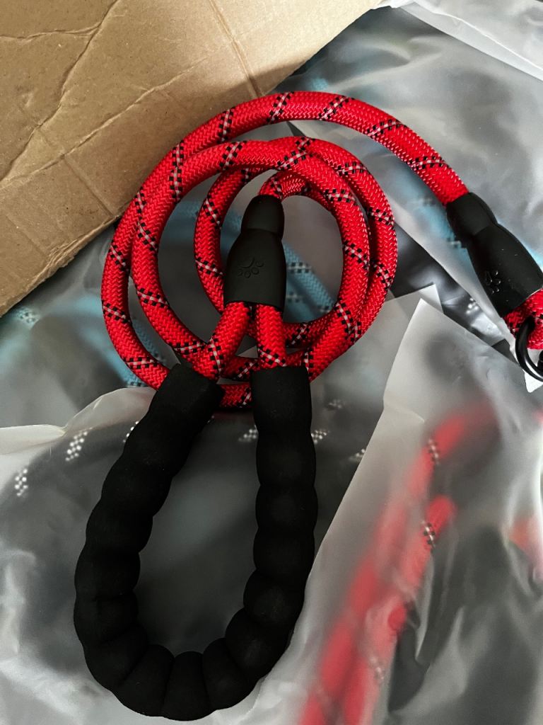 Joblot 145pcs Extra Strong Reflective Rope Dog Lead with Foam Padded Handle Leash