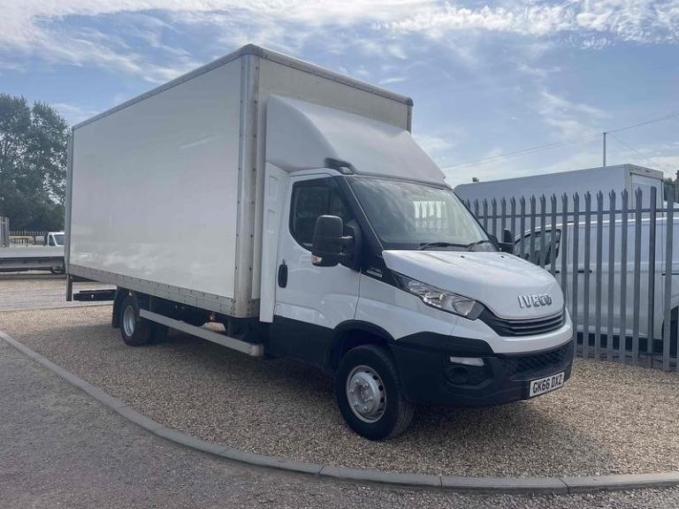 Iveco Daily 70C18 20FT Luton Box Van Taillift Truck Diesel Auto 7.2 Ton Lorry
