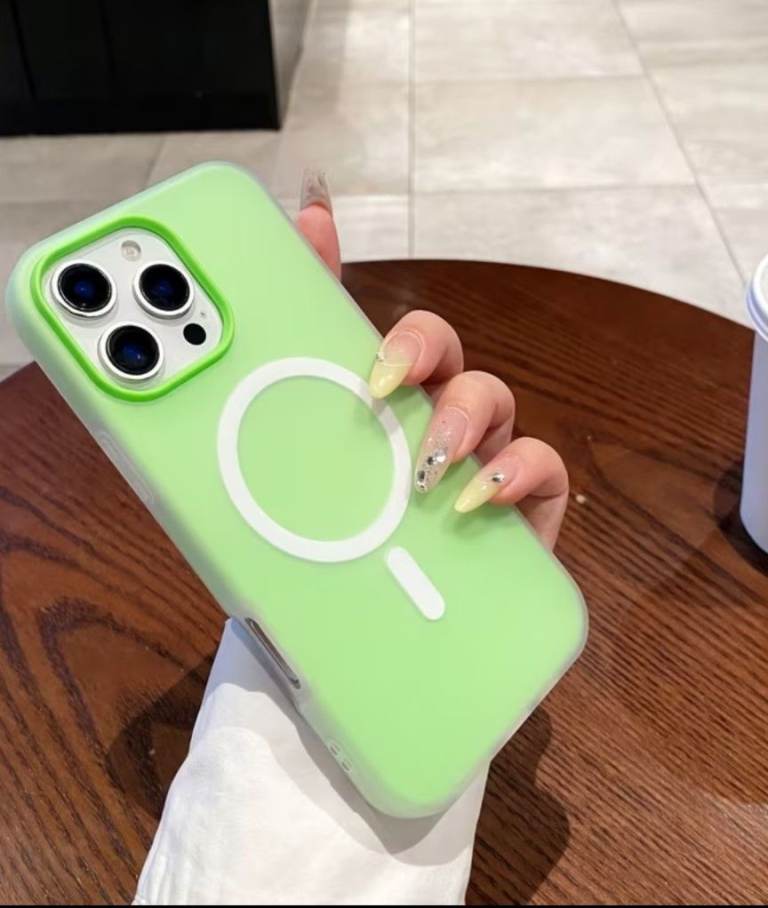 NEW Apple iPhone 15 Pro Max Case - Green, MagSafe Compatible