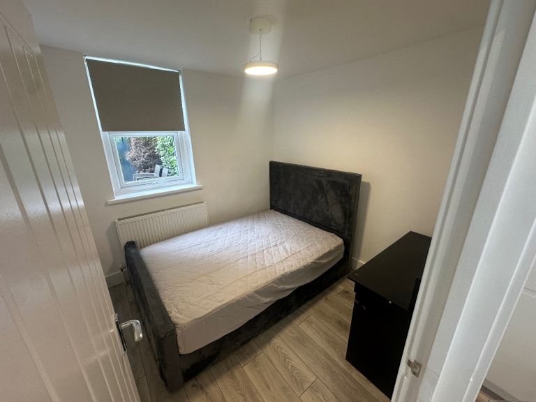 5 Bedroom House in east ham 