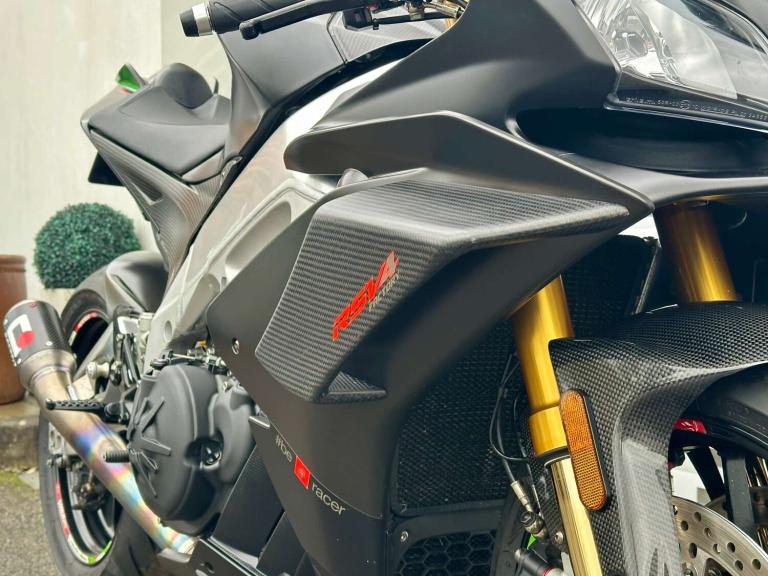 2019 Aprilia RSV 4 1100 FACTORY 1.1 RSV 4 1100 Factory Unlisted Petrol Automatic