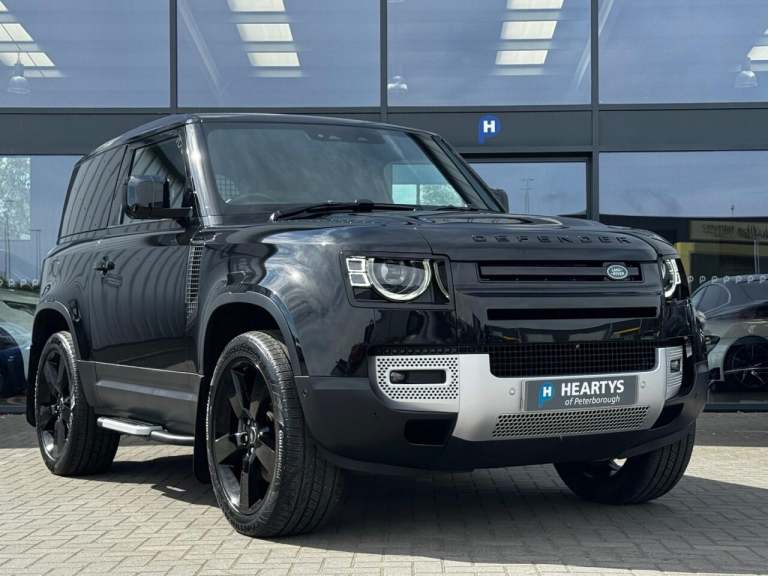 2023 Land Rover Defender 3.0 D250 Hard Top SE Auto PANEL VAN DIESEL Automatic