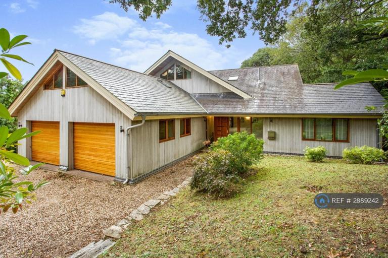 4 bedroom house in Kew Lane, Bursledon, Southampton, SO31 (4 bed) (#2889242)