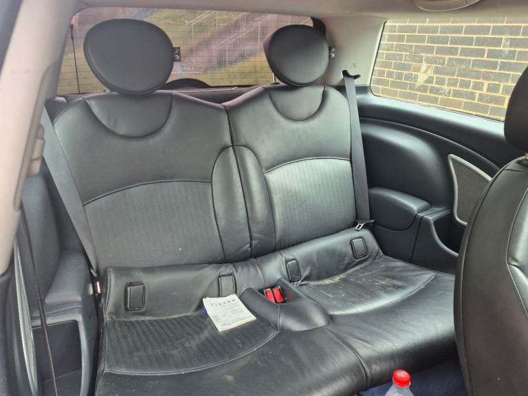 mini cooper s hartge 03. breaking down for parts.