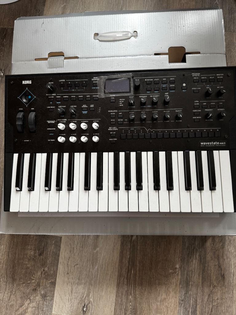 Korg Wavestate Synthesizer boxed, as good as new.