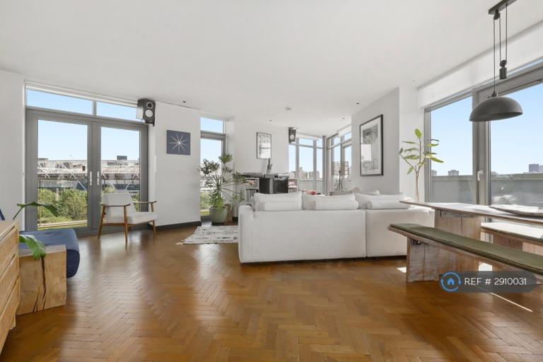 2 bedroom flat in Wick Lane, London, E3 (2 bed) (#2910031)