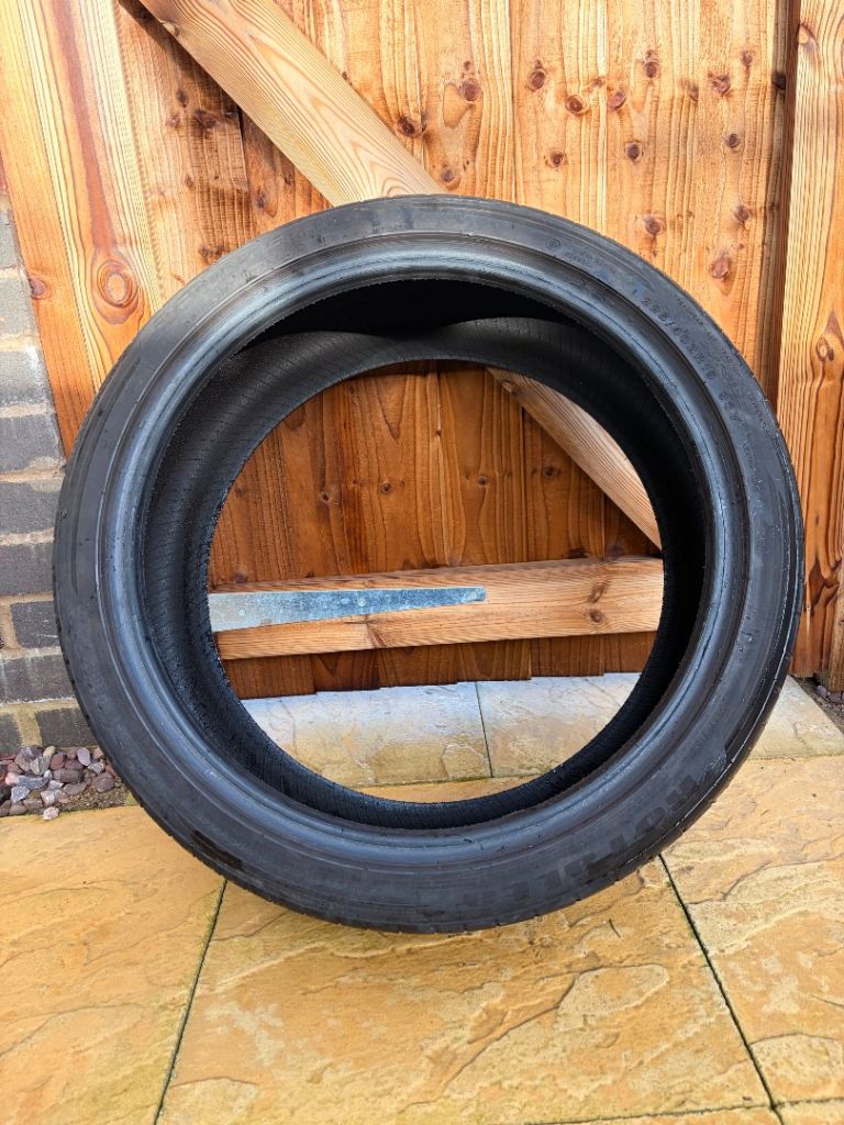 225/40/19 rotalla 5/6mm