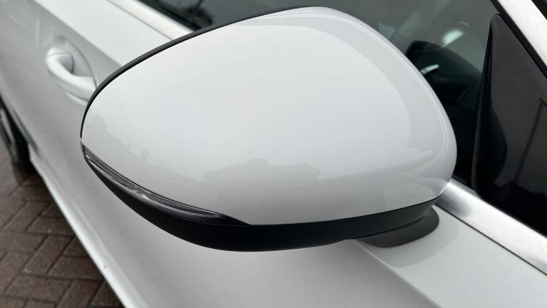 2020 Mercedes-Benz A-Class A 200 AMG LINE EXECUTIVE Hatchback Petrol Automatic