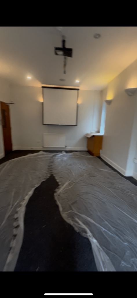 4 room property in b13