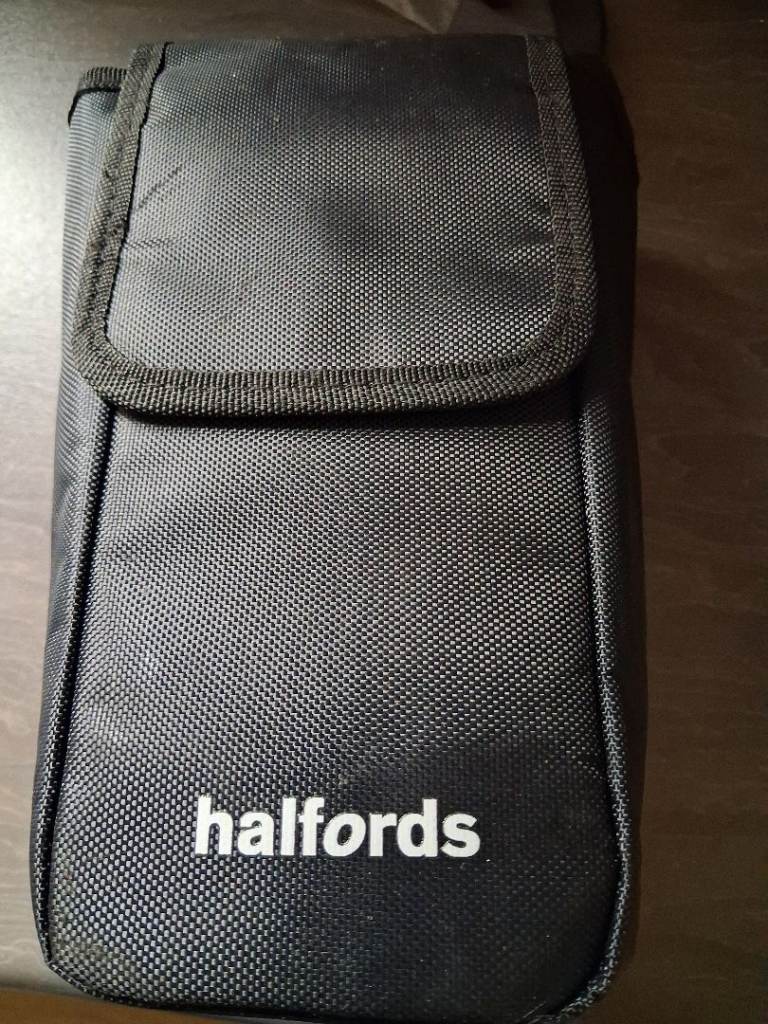 Halfords advanced 5in1 power pack 