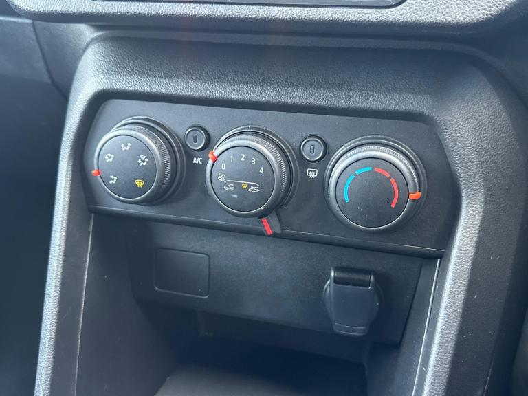 2023 Dacia Sandero Stepway 1.0 TCe Essential Euro 6 (s/s) 5dr HATCHBACK Petrol Manual