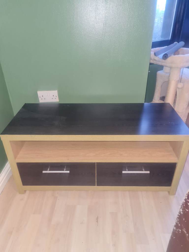Free Tv stand 