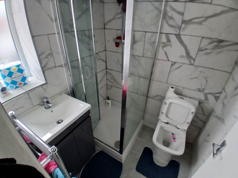 Magnificient Spacious Double Room With ALL BILLS INCLUDED In Thornton Heath