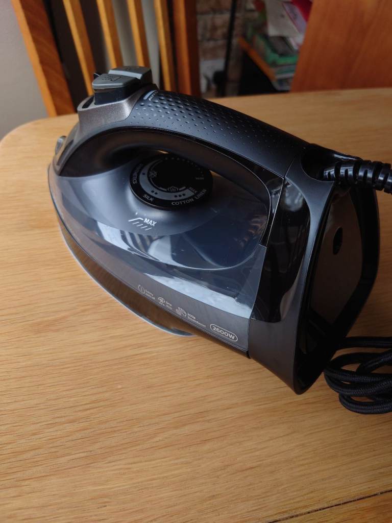 Philips Steam Iron Series 5000, Black