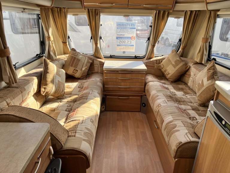 2009 SWIFT COASTLINE 480 se 2 Berth Motor mover