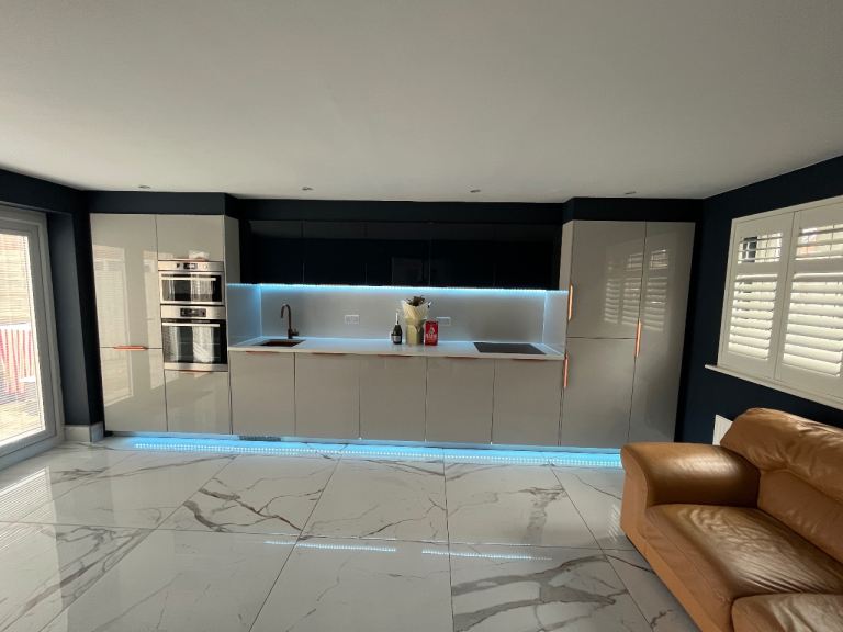 3 bed semi. En-suite, bathroom and wc 