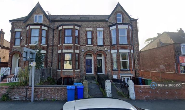 9 bedroom house in Wilmslow Road, Manchester, M20 (9 bed) (#2670255)