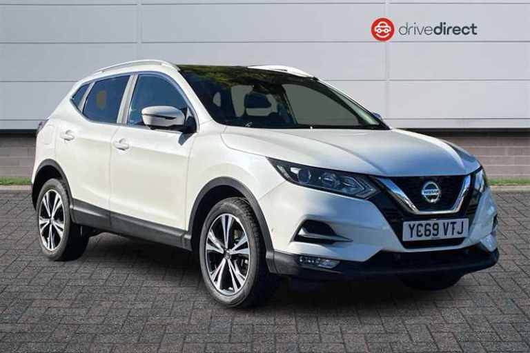 Nissan Qashqai 1.3 DIG-T N-Connecta SUV 5dr Petrol Manual Euro 6 (s/s) (140 ps) SUV Petrol Manual