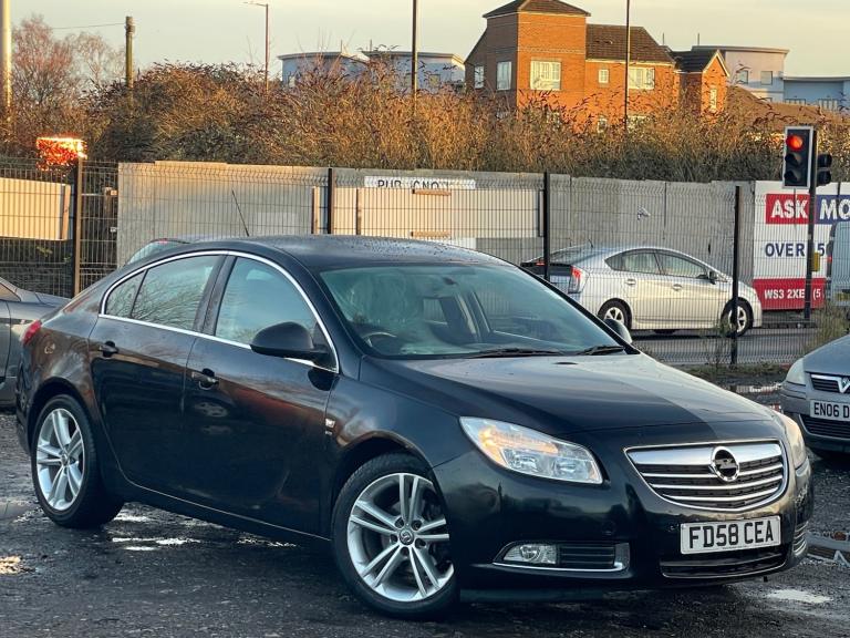 * VAUXHALL INSIGNIA 1.8 SRI PETROL + ALLOYS + FOGLIGHTS + LONG MOT * 