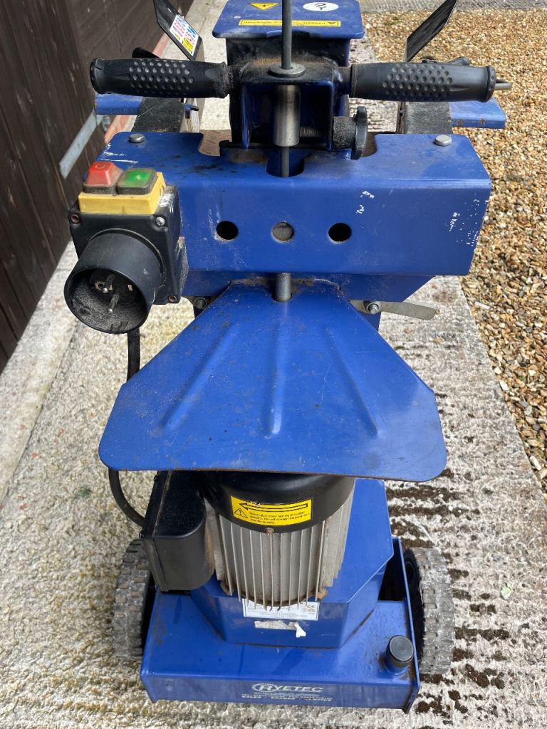 Rytec 7-Ton Electric Log Splitter - Good Working Condition