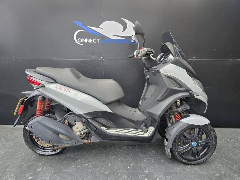 PIAGGIO MP3 300 HPE SPORT 2021 PROJECT BIKE HPI CLEAR