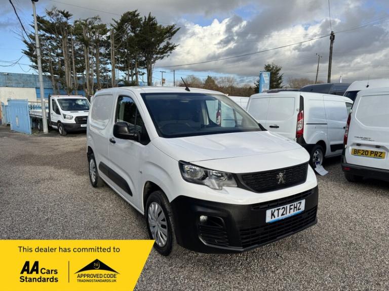 Peugeot Partner BLUEHDI PROFESSIONAL L1 AIR CON EURO 6 ULEZ COMPLIANT 40K MILES
