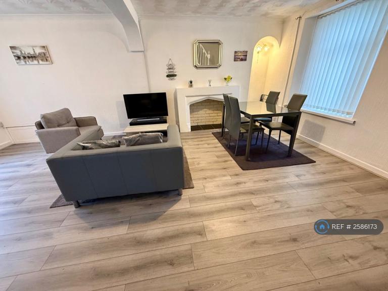 2 bedroom house in Swansea, Swansea, SA1 (2 bed) (#2586173)