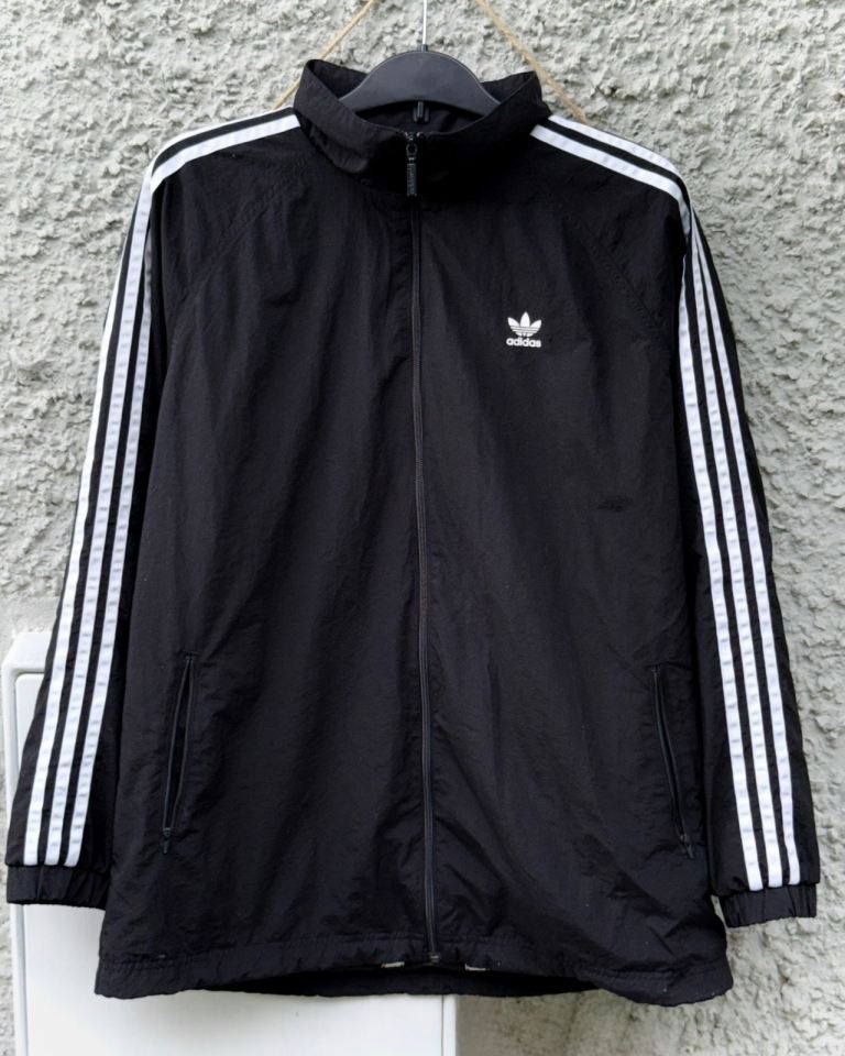 Women’s adidas shell jacket rain resistant size 16 Large