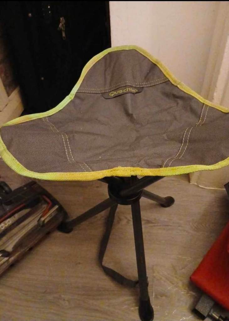 Quechua portable seat