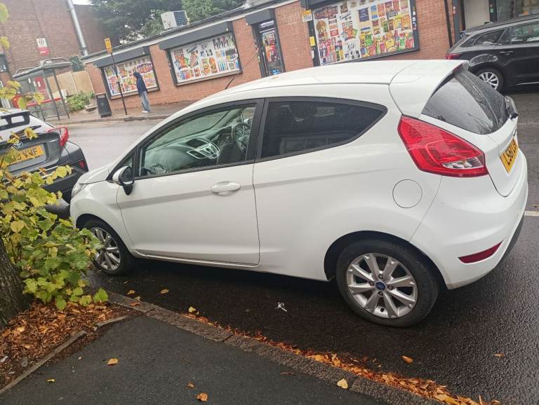 Ford, FIESTA, Hatchback, 2011, Manual, 1242 (cc), 3 doors