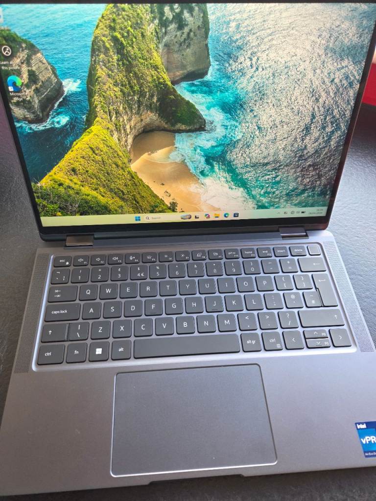 Dell Latitude 9330 1TB NVMe drive and 32GB ram (touchscreen)