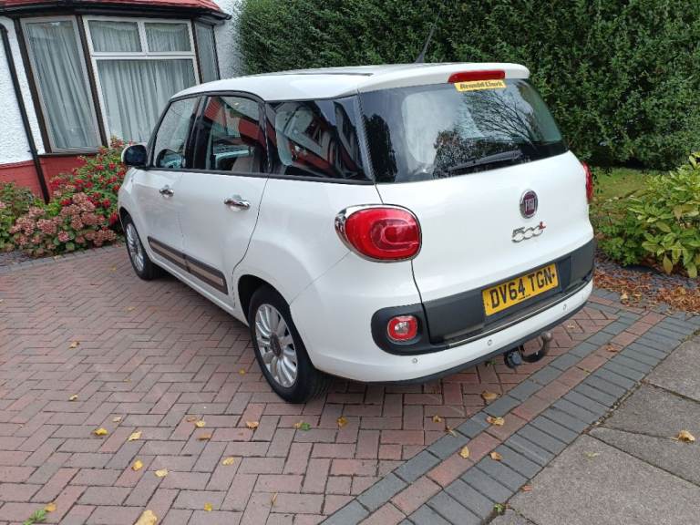 Automatic 2014 Fiat 500L MPV 5 Door  1.2 £20 Yearly  Tax Low Miles 44k MOT Bargain!!!