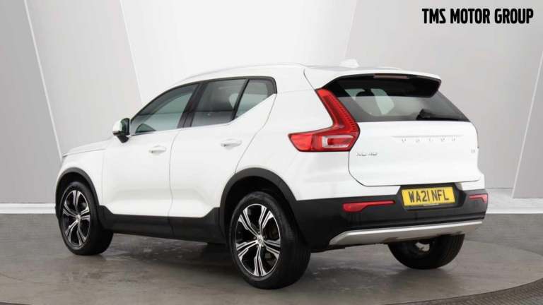 2021 Volvo XC40 1.5 T3 Inscription Pro SUV 5dr Petrol Manual Euro 6 (s/s) (163 ps) ESTATE Petrol ...