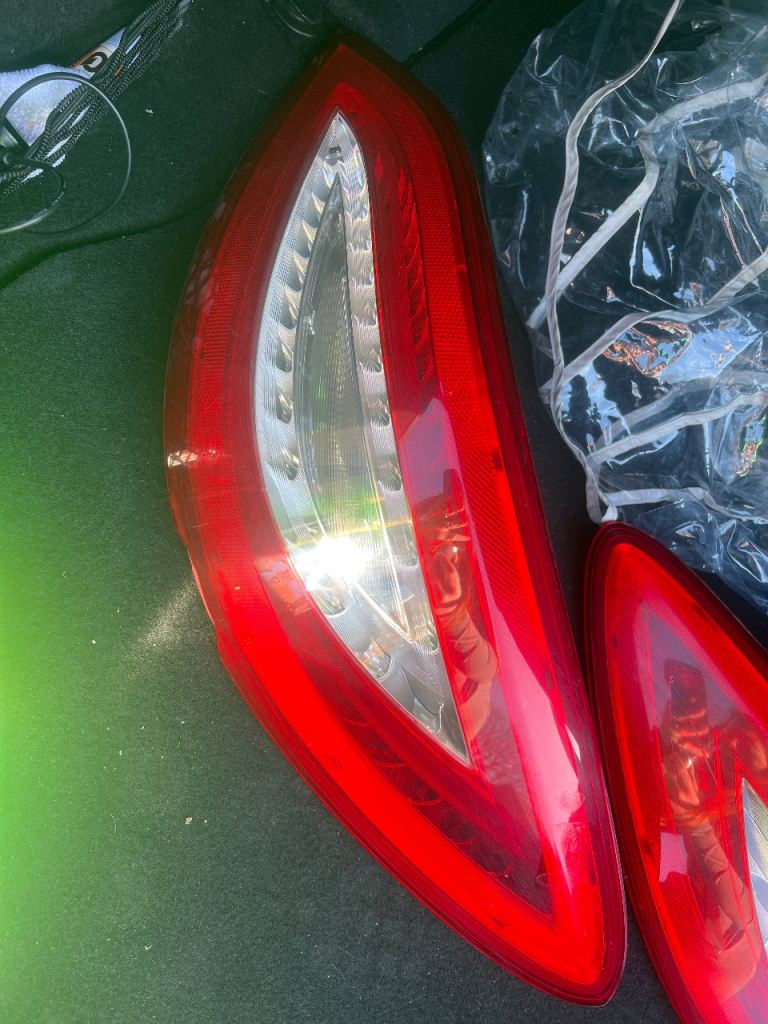 Mercedes cls tail lights (L & R)