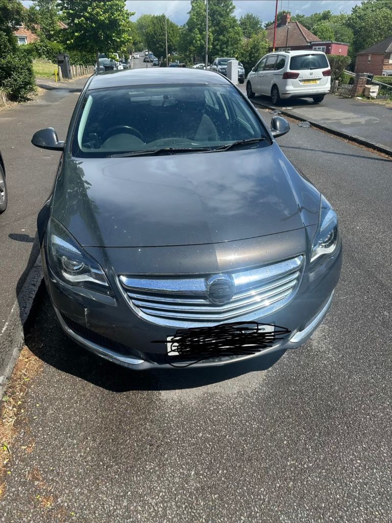 Vauxall insignia 