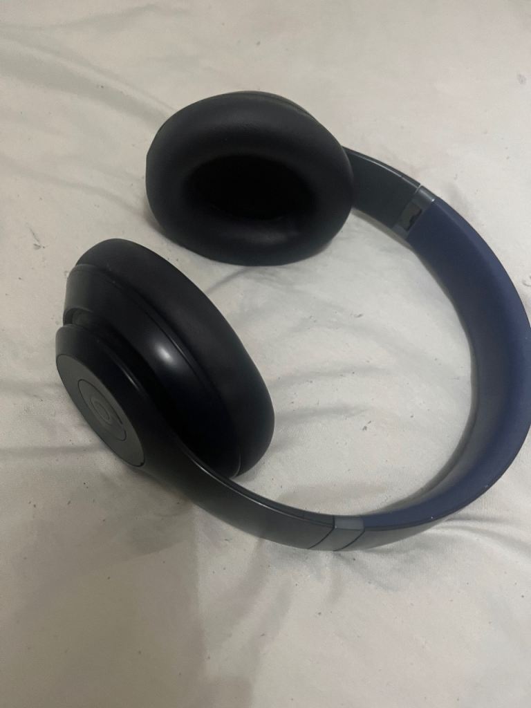 image for Beats Studio pro headphones with case and accs