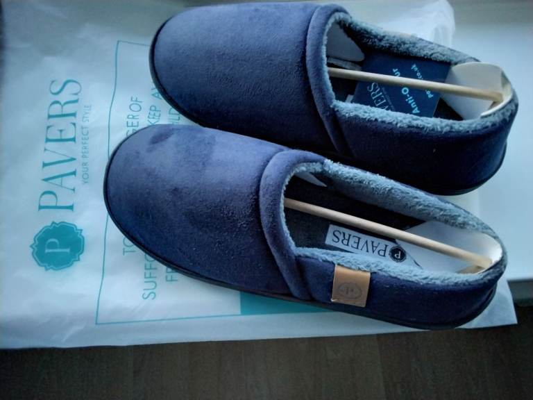 Pavers slippers, new with tags, size 7