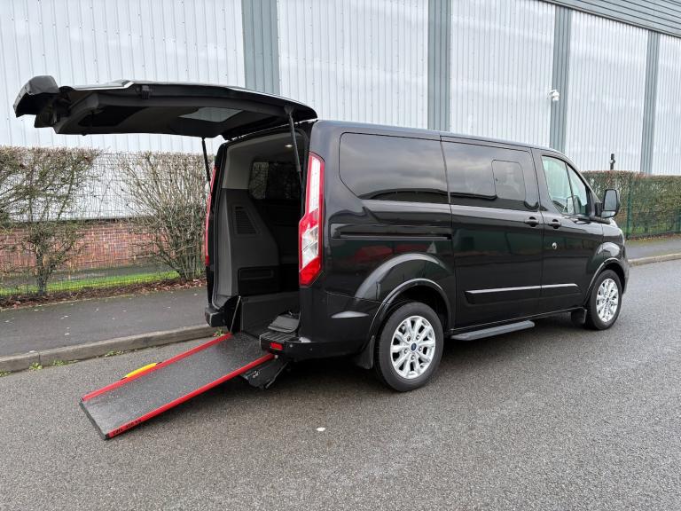 2020 (70) Ford Tourneo Transit Custom Titanium Wheelchair Accessible WAV
