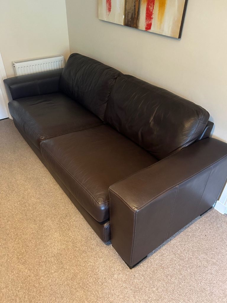 Reid’s Leather 3 Seater and 2 Seater Suite