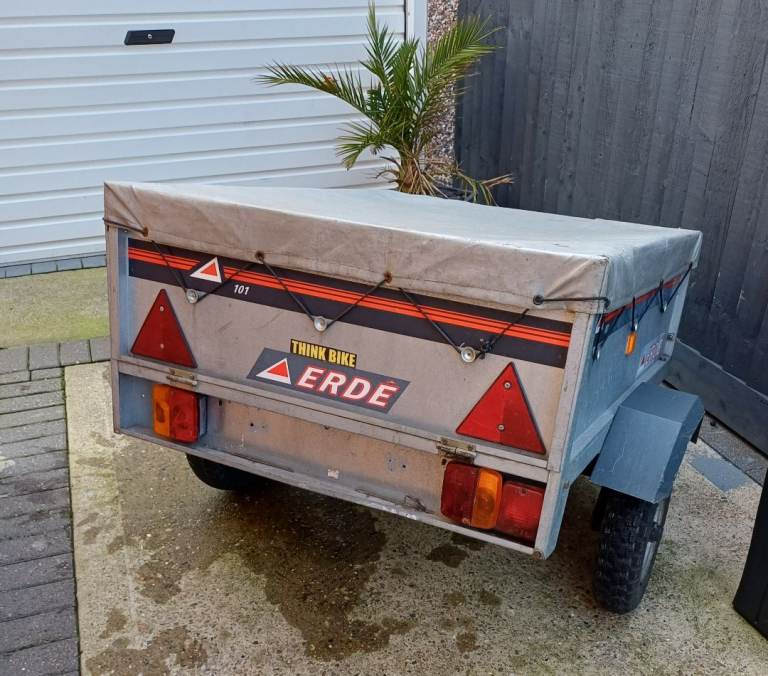 Little Erde car trailer 