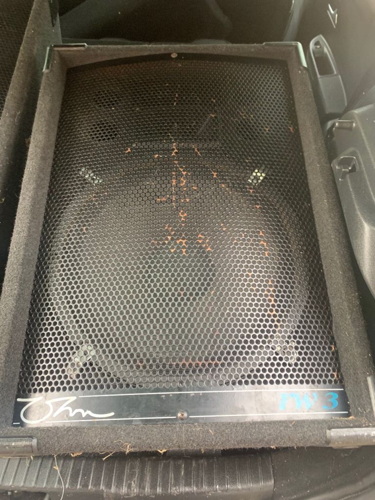 DJ EQUIPMENT SELLING CHEAP BARGAIN NO MORE TIME WASTERS BARGAIN NEED GONE 