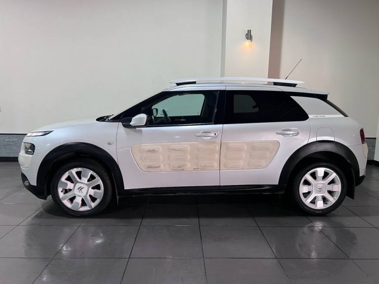 2018 Citroen C4 Cactus 1.6 BlueHDi W Hatchback 5dr Diesel Manual Euro 6 (100 ps) Hatchback Diesel...