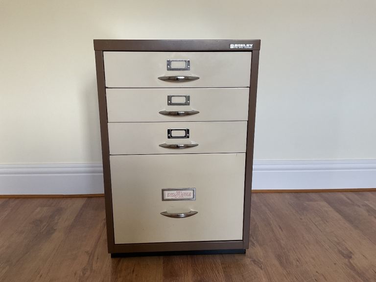 Compact Bisley Combination Filing Cabinet, 3 Drawers Plus Base Suspension File Drawer
