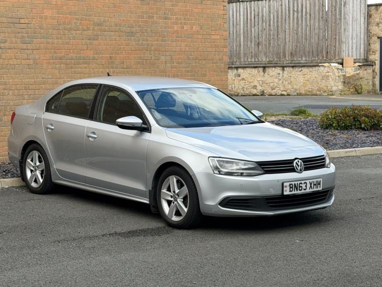 2013 Volkswagen Jetta 1.6 TDI CR Bluemotion Tech SE 4dr DSG SALOON Diesel Automatic